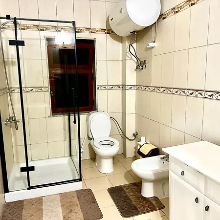 Apartamento Spacious Genta Apartment Pogradec