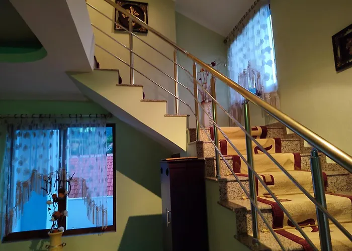 Romeos VILLA Pogradec