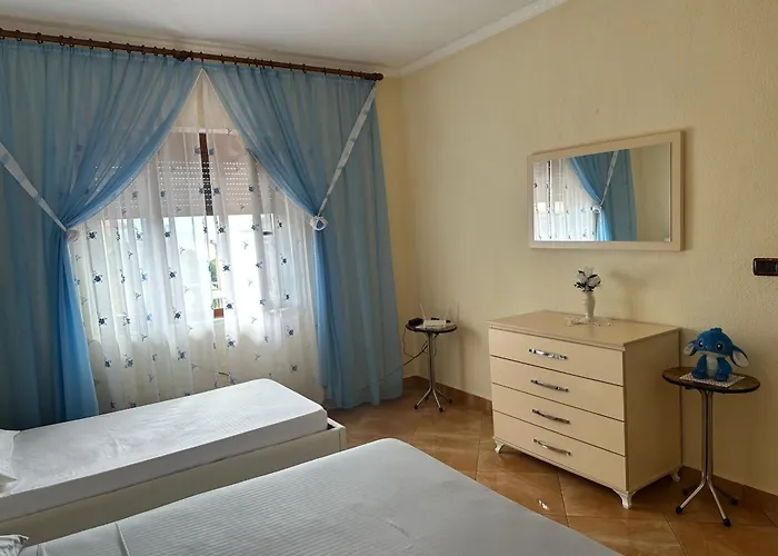 Spacious Genta